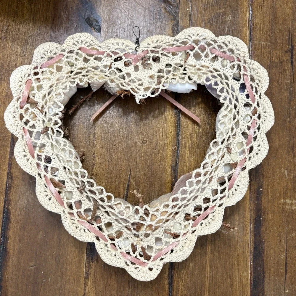 Vtg Handmade Sea Shell Doily Heart Shaped Wall Decor Granny Cottage Beach House